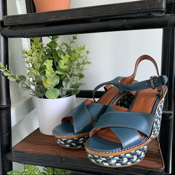 Coach Wedges - Picture 1 of 4